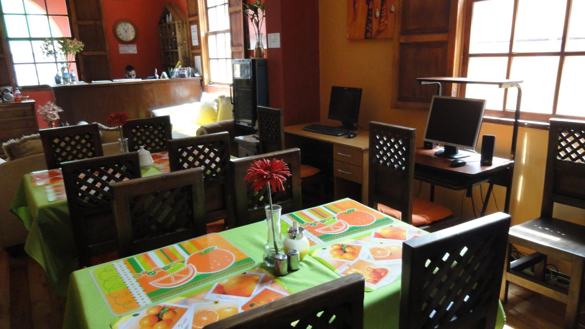 Hostal Del Piamonte Кито Екстериор снимка
