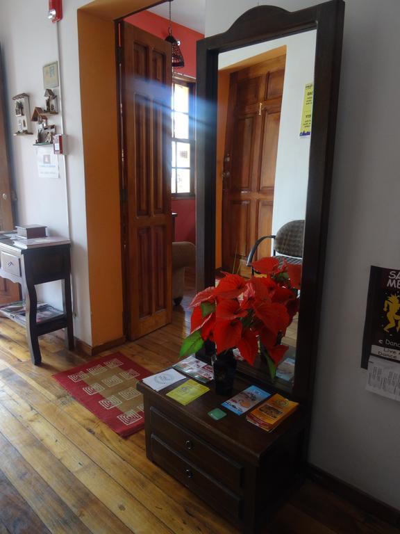 Hostal Del Piamonte Кито Екстериор снимка