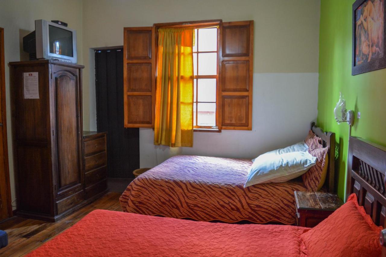 Hostal Del Piamonte Кито Екстериор снимка